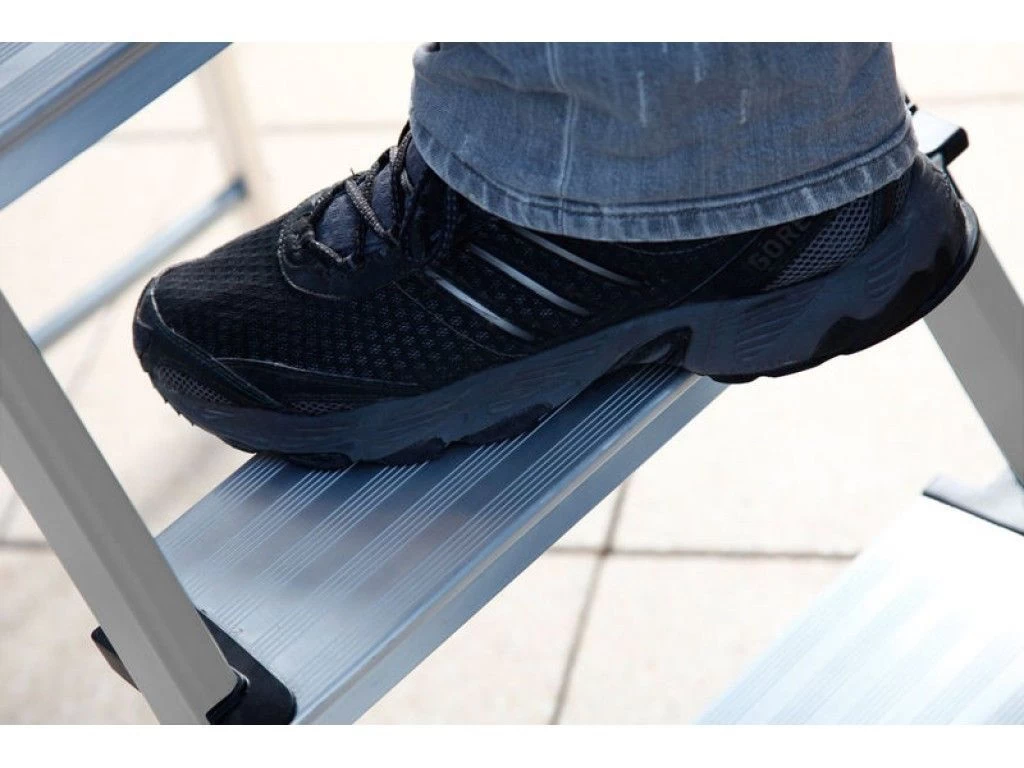 Стремянка алюминиевая Krause Secury MultiGrip 4 ступени (арт. 126528) от магазина ЛесКонПром.ру