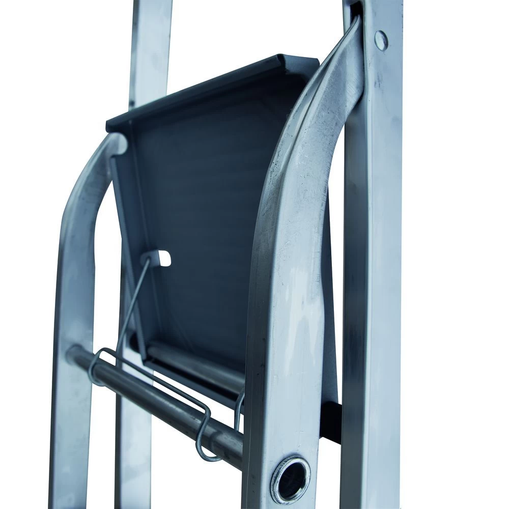 Стремянка алюминиевая с широкой ступенью и органайзером Новая Высота 6 ступеней (арт. 2118106) от магазина ЛесКонПром.ру