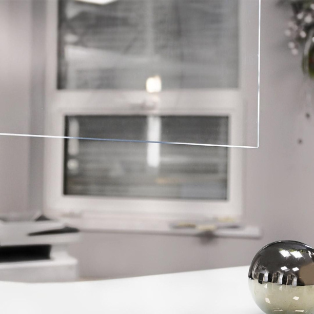 Оргстекло прозрачное гладкое 500х1000х4 мм от магазина ЛесКонПром.ру