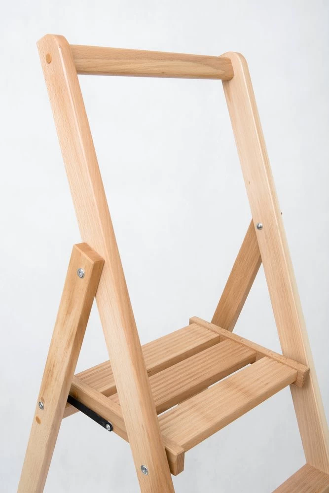 Стремянка деревянная Hoz-Block Батя 4 ступени Светлая (арт. СДБ-4С) от магазина ЛесКонПром.ру