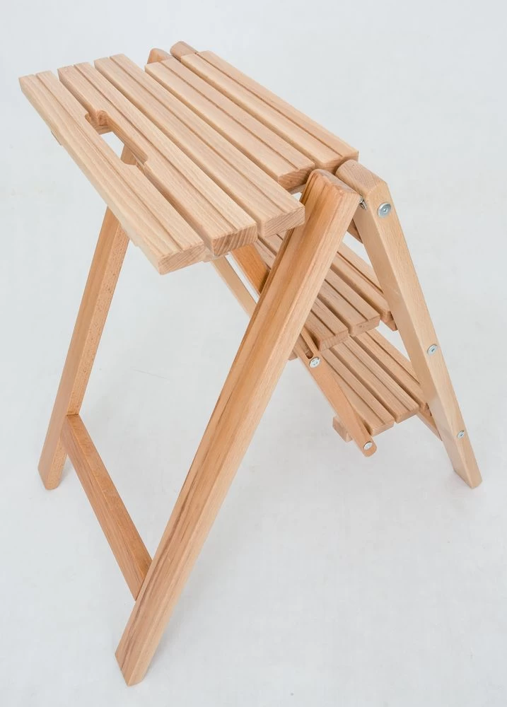 Стремянка-табурет деревянная с широкими ступенями Hoz-Block Микки 3 ступени Белая (арт. СДМТ-3Б) от магазина ЛесКонПром.ру