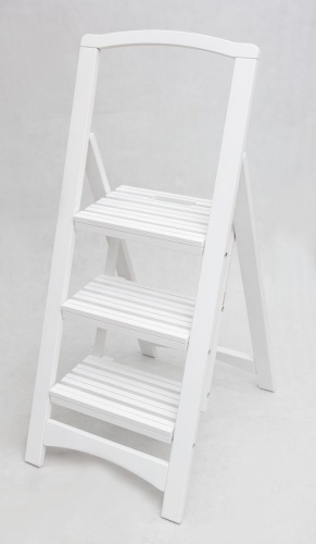 Стремянка деревянная с широкими ступенями Hoz-Block Микки 3 ступени Белая (арт. СДМ-3Б) от магазина ЛесКонПром.ру