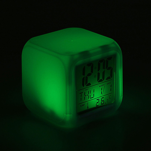 Часы-будильник LuazON 80х80 мм белые от магазина ЛесКонПром.ру