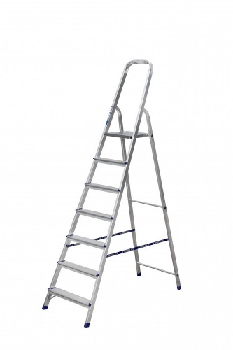 Стремянка алюминиевая с чехлом органайзером Алюмет 7 ступеней арт. Ам707 АК от магазина ЛесКонПром.ру