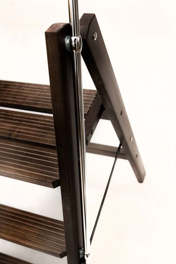 Стремянка деревянная Hoz-Block Серж 3 ступени Венге (арт. СДР-3В) от магазина ЛесКонПром.ру