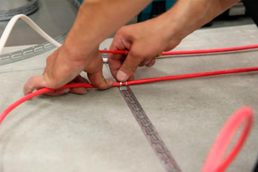 Теплый пол Деви Flex-18T 140F1235R 7,3 м от магазина ЛесКонПром.ру