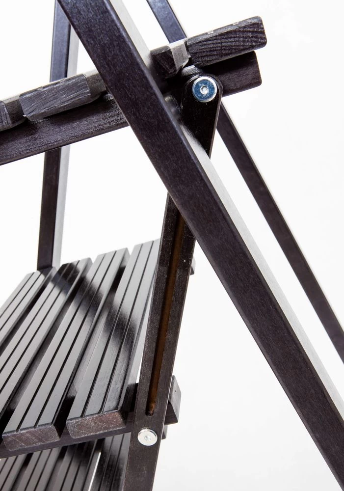 Стремянка деревянная с широкими ступенями Hoz-Block Микки 3 ступени Черная (арт. СДМ-3Ч) от магазина ЛесКонПром.ру