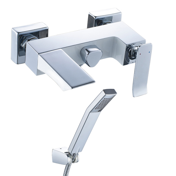 Смеситель для ванны LEMARK Contest хром, белый от магазина ЛесКонПром.ру
