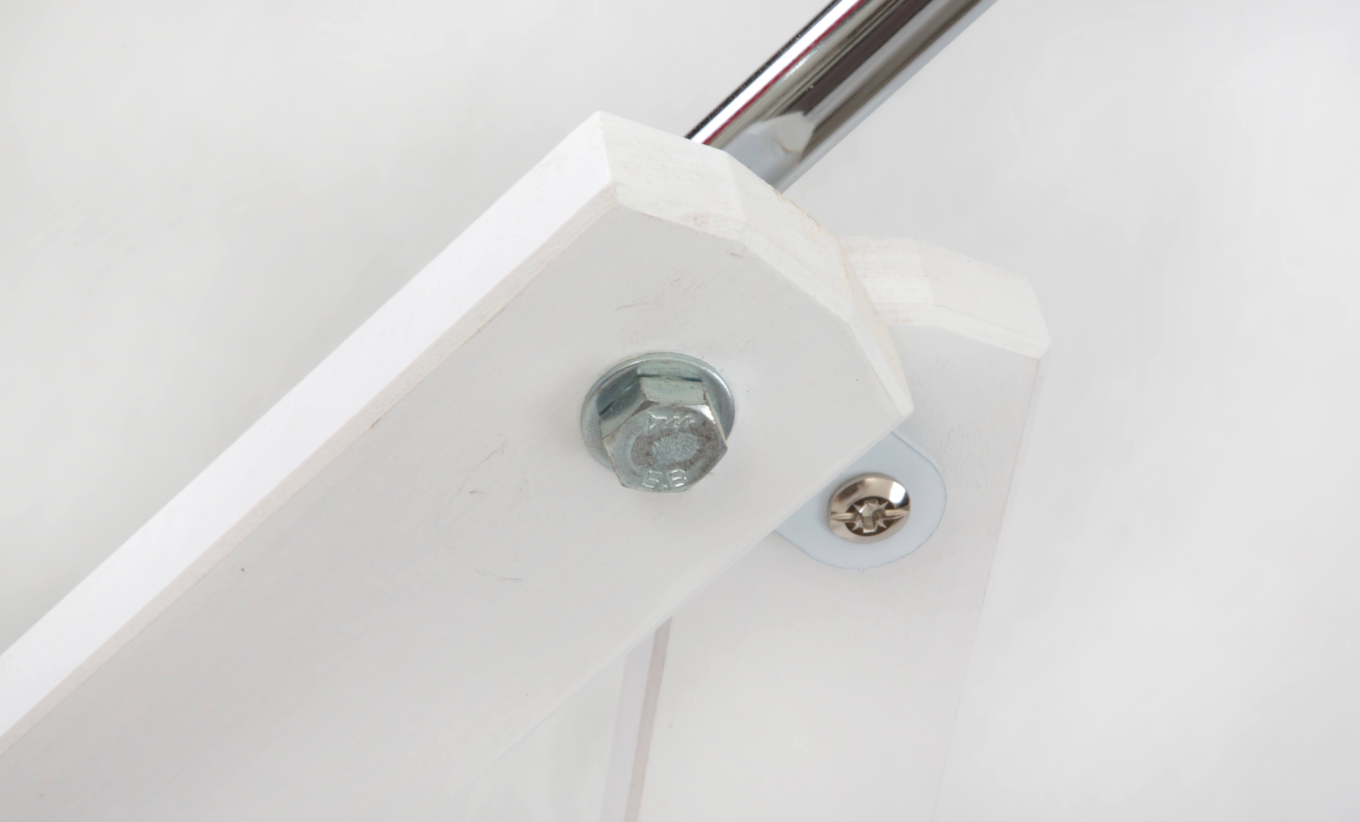 Стремянка деревянная Hoz-Block Серж 4 ступени Белая (арт. СДР-4Б) от магазина ЛесКонПром.ру