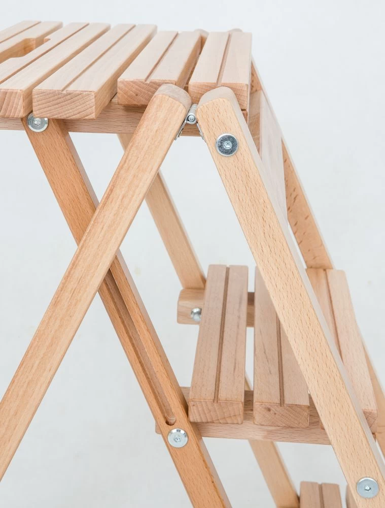 Стремянка-табурет деревянная с широкими ступенями Hoz-Block Микки 2 ступени Светлая (арт. СДМТ-2С) от магазина ЛесКонПром.ру