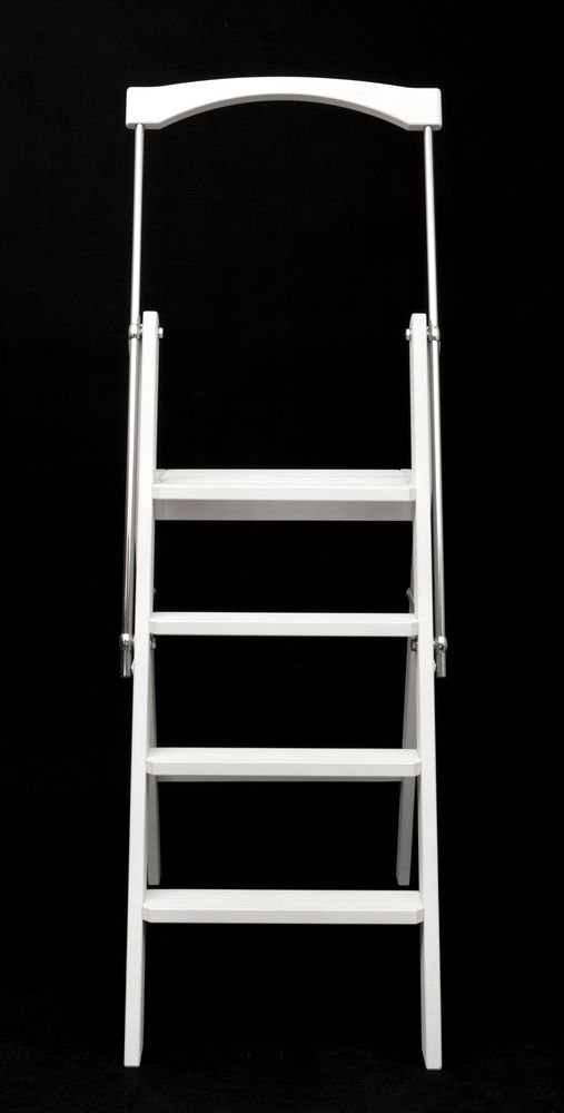 Стремянка деревянная Hoz-Block Серж 4 ступени Белая (арт. СДР-4Б) от магазина ЛесКонПром.ру