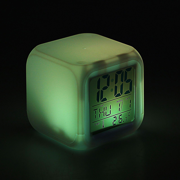 Часы-будильник LuazON 80х80 мм белые от магазина ЛесКонПром.ру