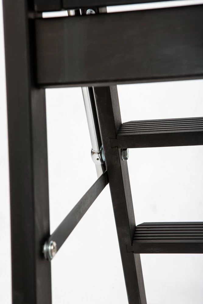 Стремянка деревянная Hoz-Block Серж 5 ступеней Черная (арт. СДР-5Ч) от магазина ЛесКонПром.ру