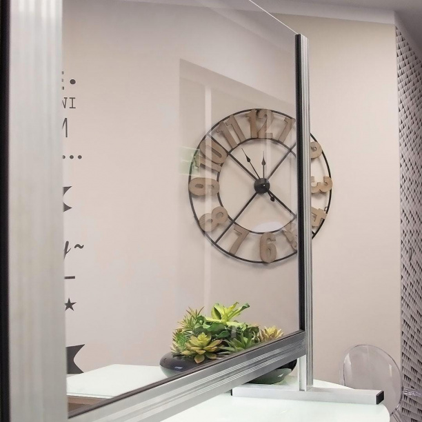 Оргстекло прозрачное гладкое 500х1000х2 мм от магазина ЛесКонПром.ру