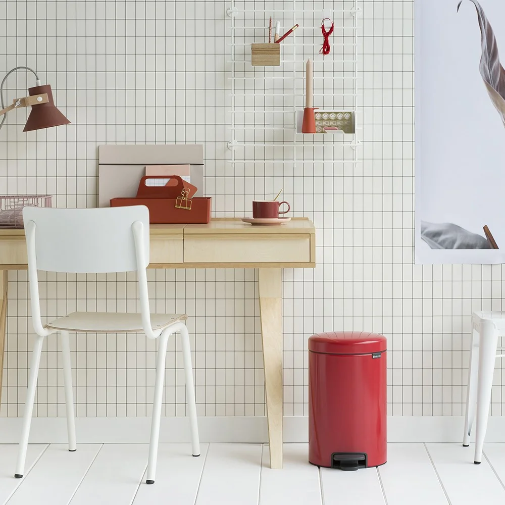 Мусорное ведро Brabantia NewIcon 112003 от магазина ЛесКонПром.ру
