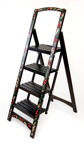 Стремянка деревянная с широкими ступенями Hoz-Block Микки 4 ступени Хохлома (арт. СДМ-4Х) от магазина ЛесКонПром.ру