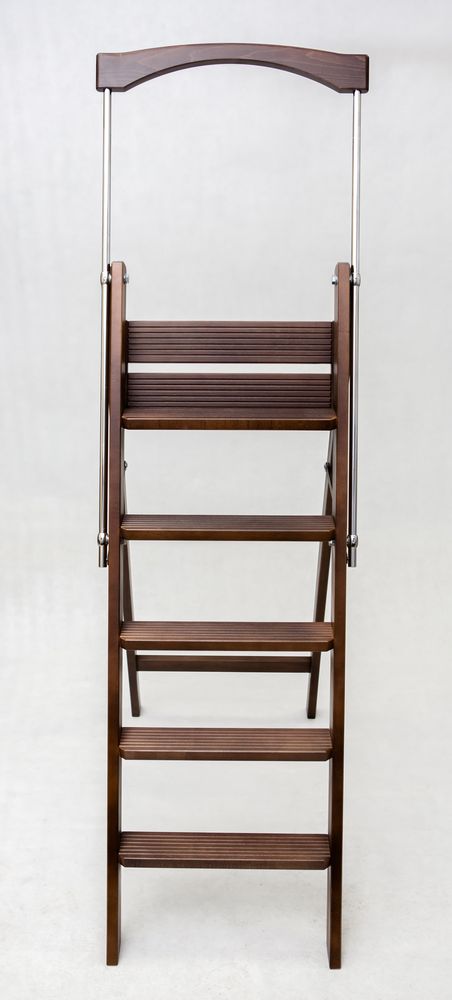 Стремянка деревянная Hoz-Block Серж 5 ступеней Венге (арт. СДР-5В) от магазина ЛесКонПром.ру