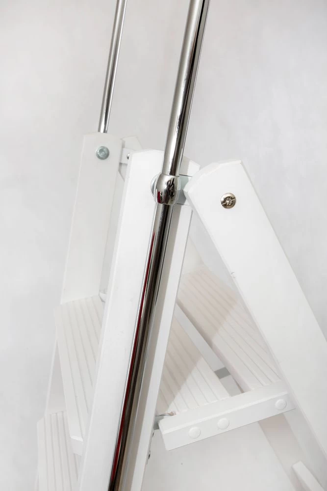 Стремянка деревянная Hoz-Block Серж 6 ступеней Белая (арт. СДР-6Б) от магазина ЛесКонПром.ру