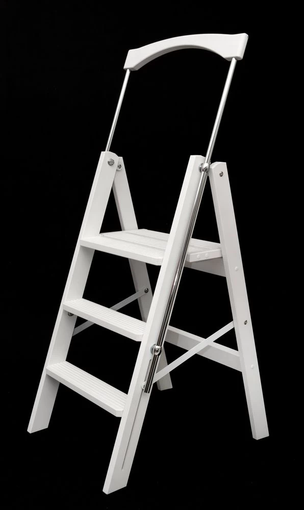 Стремянка деревянная Hoz-Block Серж 3 ступени Белая (арт. СДР-3Б) от магазина ЛесКонПром.ру