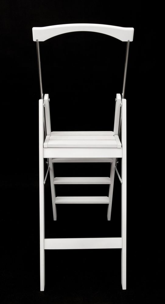 Стремянка деревянная Hoz-Block Серж 4 ступени Белая (арт. СДР-4Б) от магазина ЛесКонПром.ру