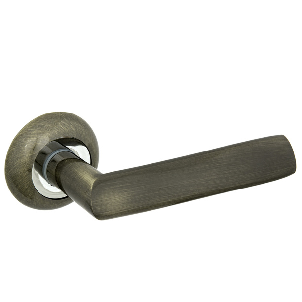 Дверные ручки Фабрика замков 02 бронза от магазина ЛесКонПром.ру