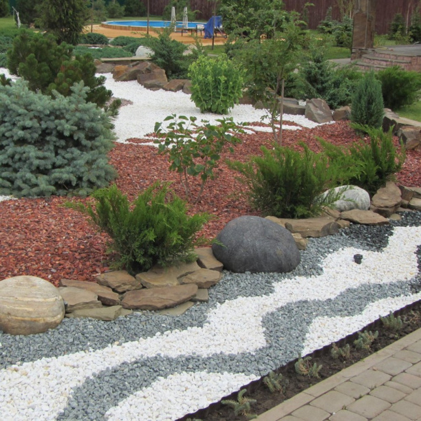 Крошка мраморная 5-20 мм 25 кг серая от магазина ЛесКонПром.ру