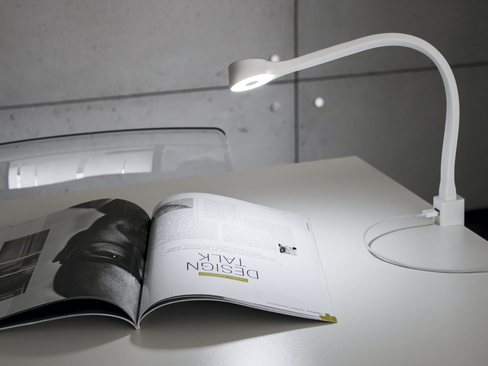 Светодиодный светильник c USB зарядкой FLEXI 310006W от магазина ЛесКонПром.ру