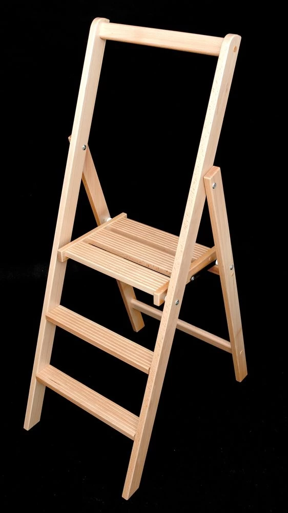 Стремянка деревянная Hoz-Block Батя 2 ступени Светлая (арт. СДБ-2С) от магазина ЛесКонПром.ру