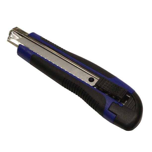 Нож 18 мм Бауцентр, с двухкомпонентной ручкой от магазина ЛесКонПром.ру