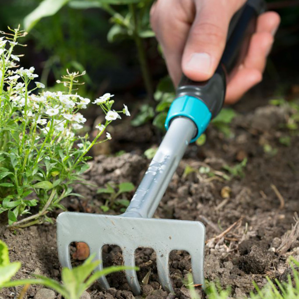 Грабли цветочные Gardena Comfort 8,5 см от магазина ЛесКонПром.ру