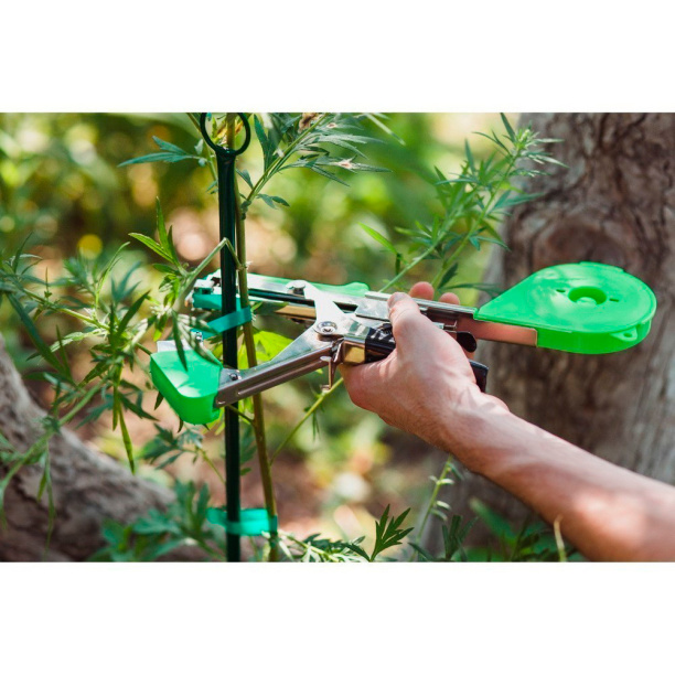 Тапенер садовый с лентой и скобами от магазина ЛесКонПром.ру