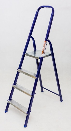 Стремянка стальная окрашенная с алюминиевыми ступенями АЛЮМЕТ 4 ступени (арт. М8304) от магазина ЛесКонПром.ру