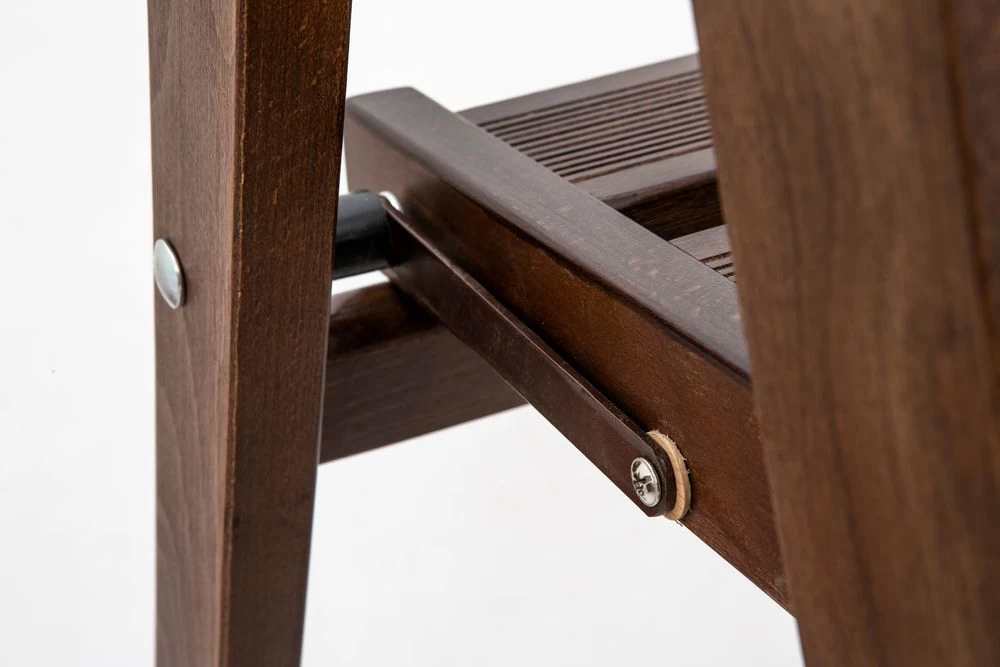 Стремянка деревянная Hoz-Block Батя 4 ступени Венге (арт. СДБ-4В) от магазина ЛесКонПром.ру