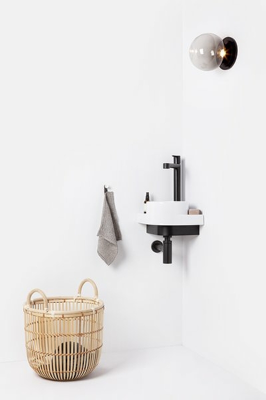 Раковина Ravak Yard 28 C XJX01228000 угловая Белая от магазина ЛесКонПром.ру