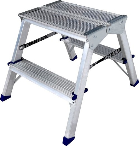 Стремянка алюминиевая двухсторонняя c широкой верхней ступенью Алюмет 2 ступени арт. ADK 6202 от магазина ЛесКонПром.ру