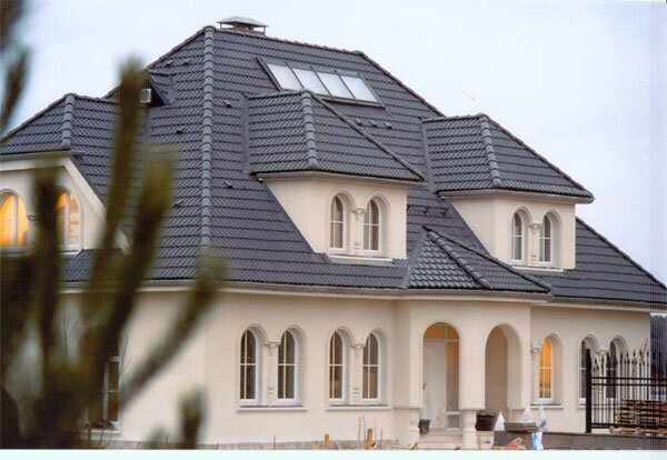 Черепица цементно-песчаная рядовая BRAAS Франкфурт черный от магазина ЛесКонПром.ру