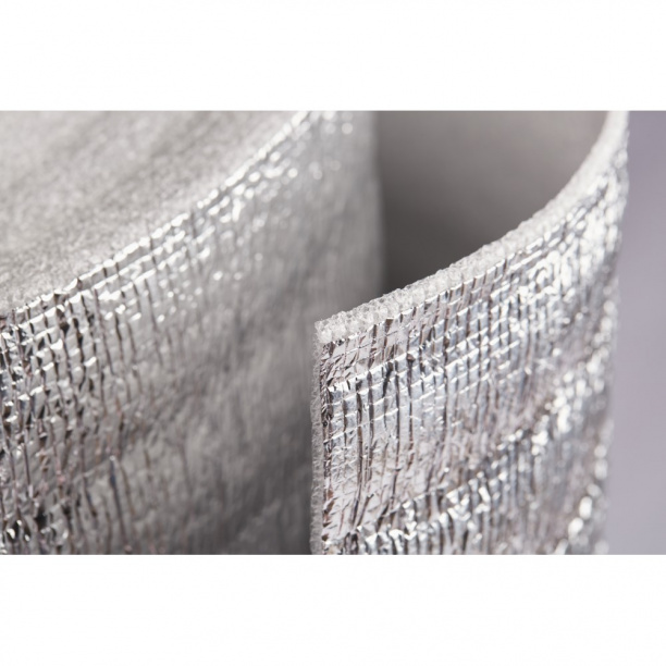 Изоляция отражающая самоклеящаяся фольга 5 мм 1х3 м от магазина ЛесКонПром.ру