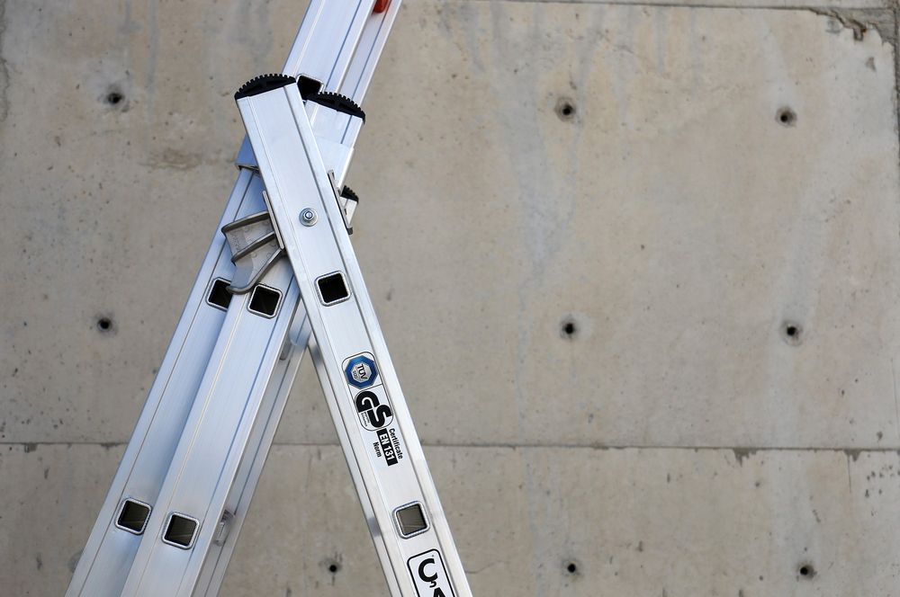 Трехсекционная алюминиевая лестница 3х12 CAGSAN арт. TS205 от магазина ЛесКонПром.ру