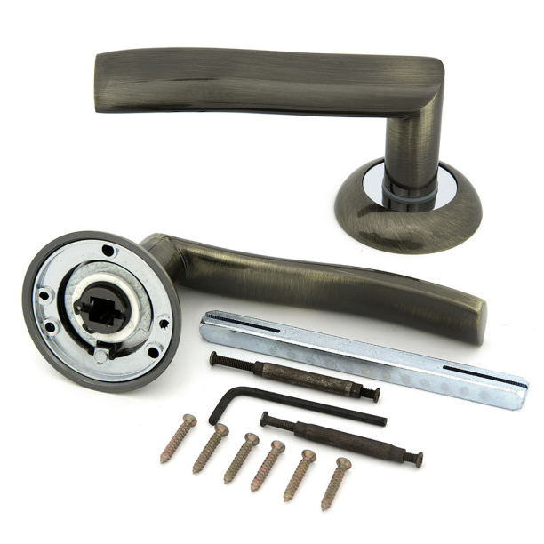 Дверные ручки Фабрика замков 02 бронза от магазина ЛесКонПром.ру